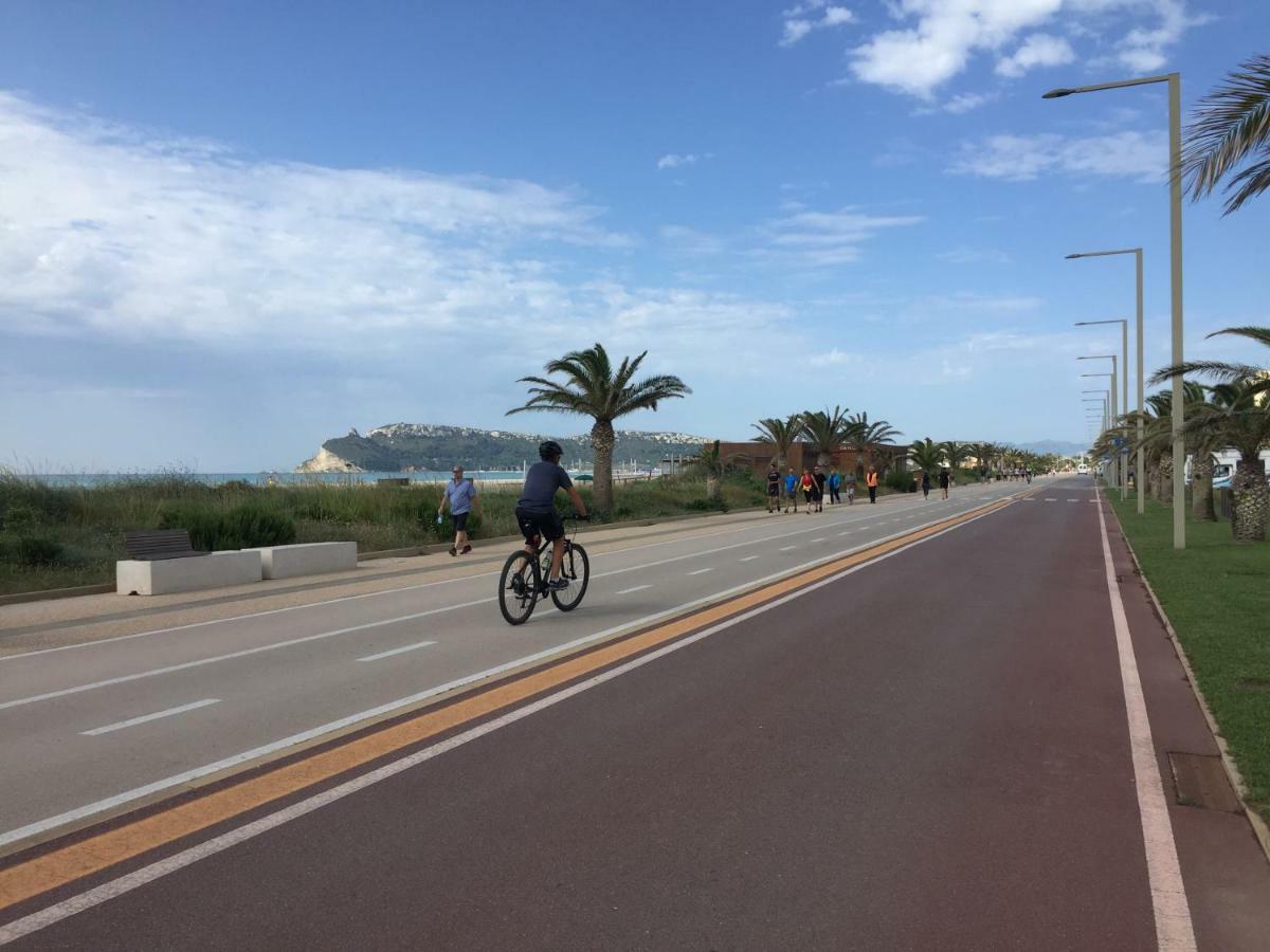 Le Domus Modern Apartments Cagliari Su Forti Екстер'єр фото