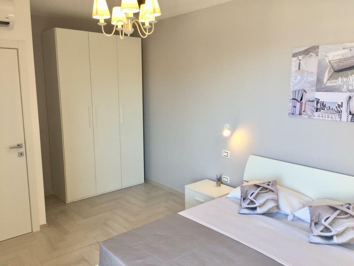 Le Domus Modern Apartments Cagliari Su Forti Екстер'єр фото