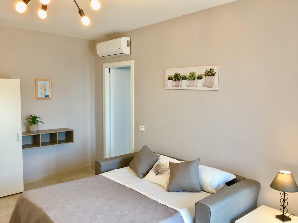 Le Domus Modern Apartments Cagliari Su Forti Екстер'єр фото