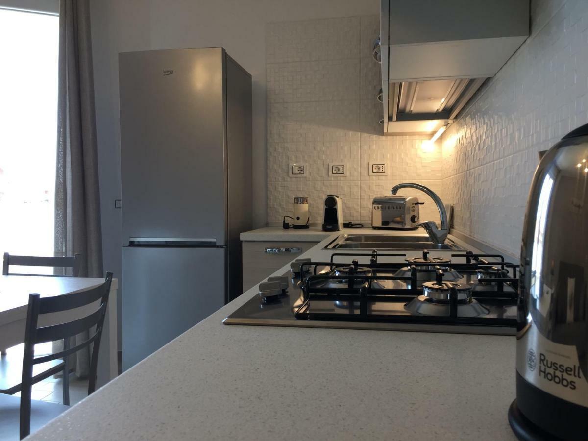 Le Domus Modern Apartments Cagliari Su Forti Екстер'єр фото