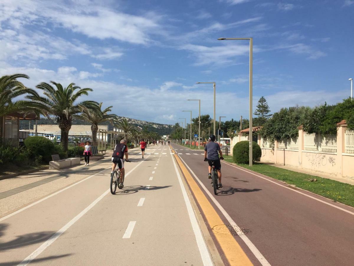 Le Domus Modern Apartments Cagliari Su Forti Екстер'єр фото